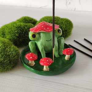 Cute frog with camping bonfire jewelry dish Kawaii happy froggo clay ring tray Kawaii aesthetic