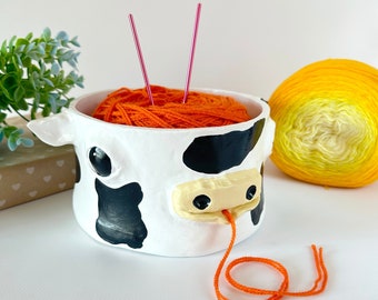 BIG cute cow crochet yarn bowl Handmade clay knitting bowl for yarn Cow crochet yarn holder Farm animal gift Cow lover Country girl gifts