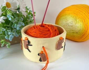 Small cute capybara crochet yarn bowl Handmade clay knitting bowl for yarn Crochet yarn holder Gift for knitter Capybara lover