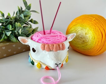 Small llama crochet yarn bowl Handmade clay knitting bowl for yarn Alpaca crochet yarn holder Llama love gift Crochet gifts