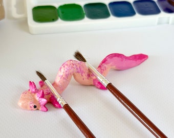 Axolotl paint brush holder Wavy pink salamander brush rest Sea animal pencil holder for desk Artist gifts for women Cute axolotl lover gift