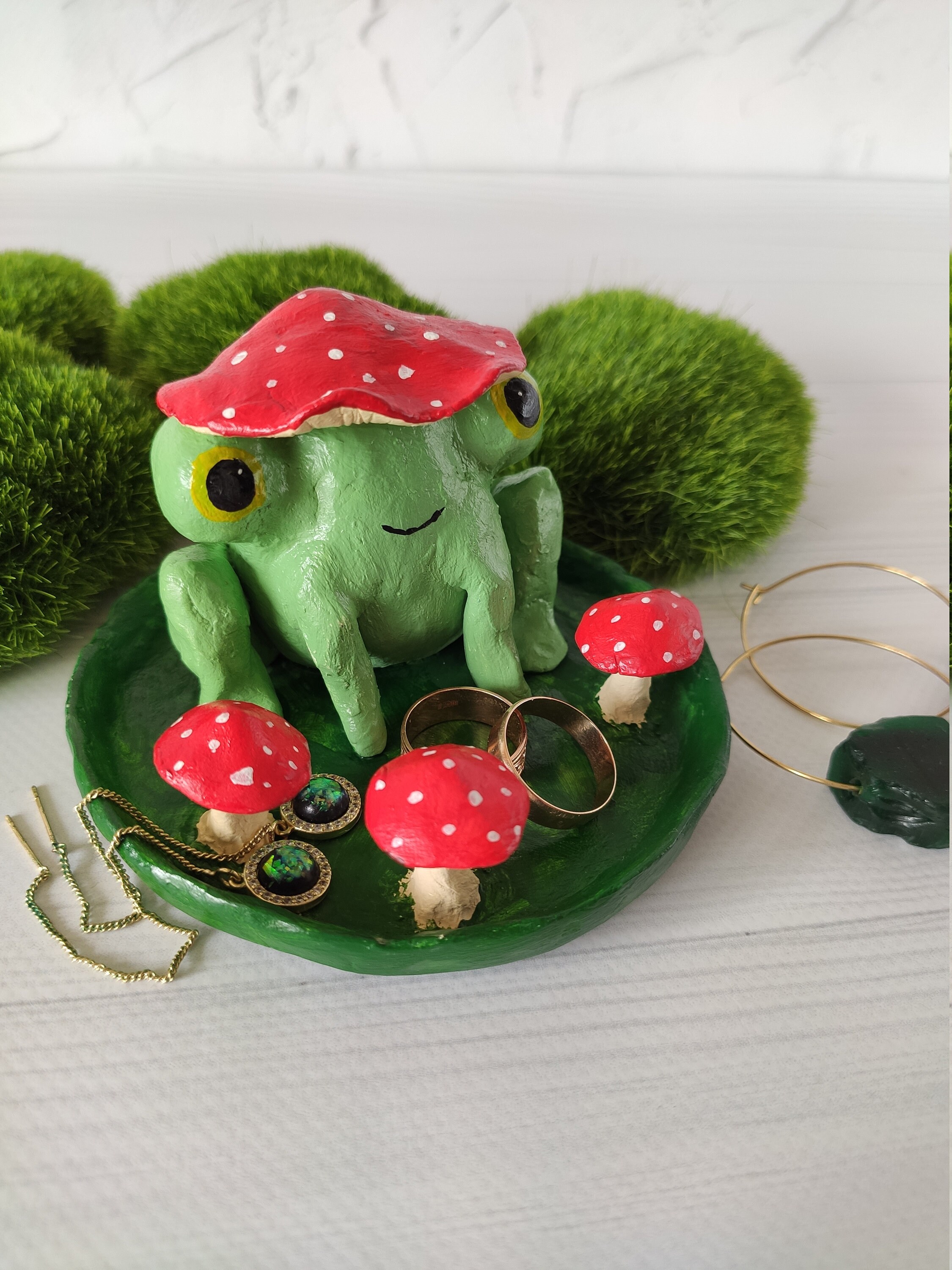 Big frog jewelry dish Cute happy froggy with mushroom hat clay Etsy