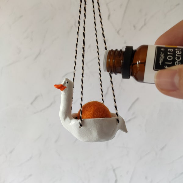 Goose hanging car air freshener Essential oil car clay diffuser with wool ball Geese car accessories