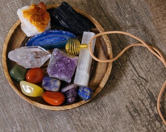 Chakra Kit Sampler Set - 14 pc Crystal Healing Kit - Crystal Set For Chakra Balancing - Chakra Stones And Reiki Crystal Collection