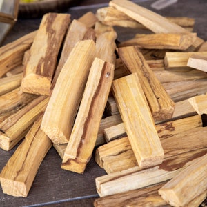 A-Grade Palo Santo Sticks - Pick Your Quantity - Palo Santo Incense Smudge Sticks For Cleansing, Smudging, Meditation and Purification