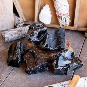 Large Natural Rough Black Obsidian Stone - Over 1/2 Pound - Healing crystals and stones Raw crystals and Minerals Chakra Stone
