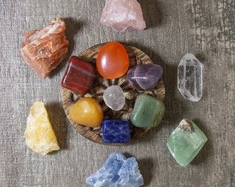 Chakra Set and Raw Crystals - Healing Crystals Sampler Pack - Chakra Kit For Metaphysical, Reiki, and Chakra Healing