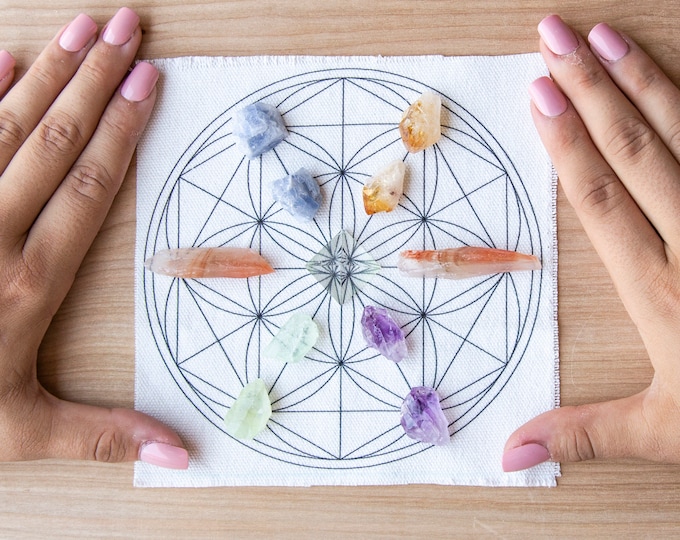 Meditation Healing Crystals Grid - Quartz, Amethyst, Green Calcite, Red Calcite, Blue Calcite, Citrine - Sacred Geometry Crystal Grid Set