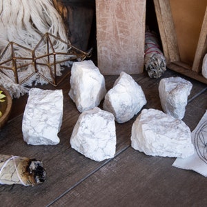 Large Natural Rough White Howlite Stone - Over 1/2 Pound - Healing crystals and stones Raw crystals and Minerals Chakra Stone