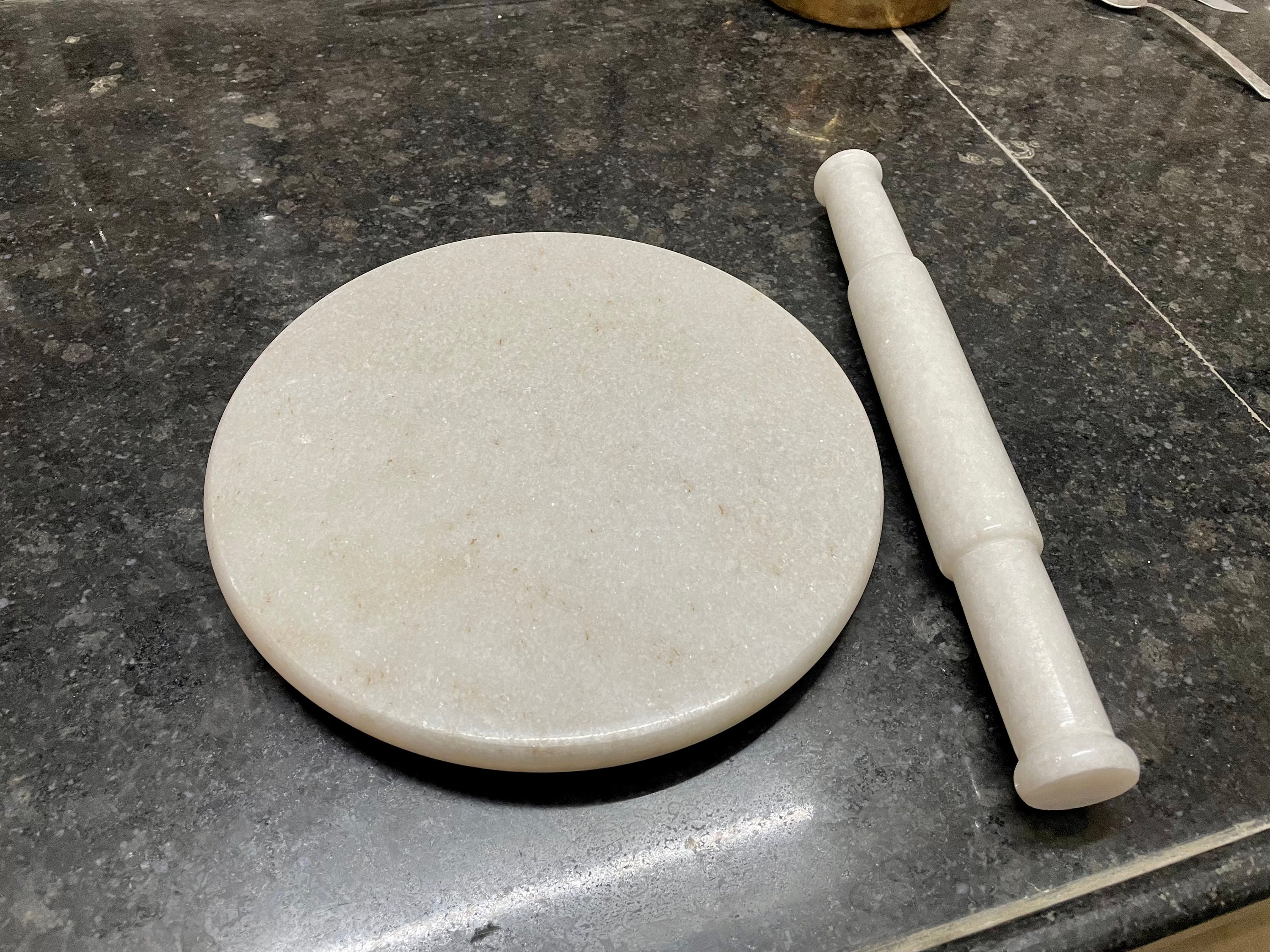 Indolium made Chakla-WITH Stainless Steel covered Pin,Aluminium Roti Maker,Hindalium Rolling Board Pins Chakla Belan For Making Chapati