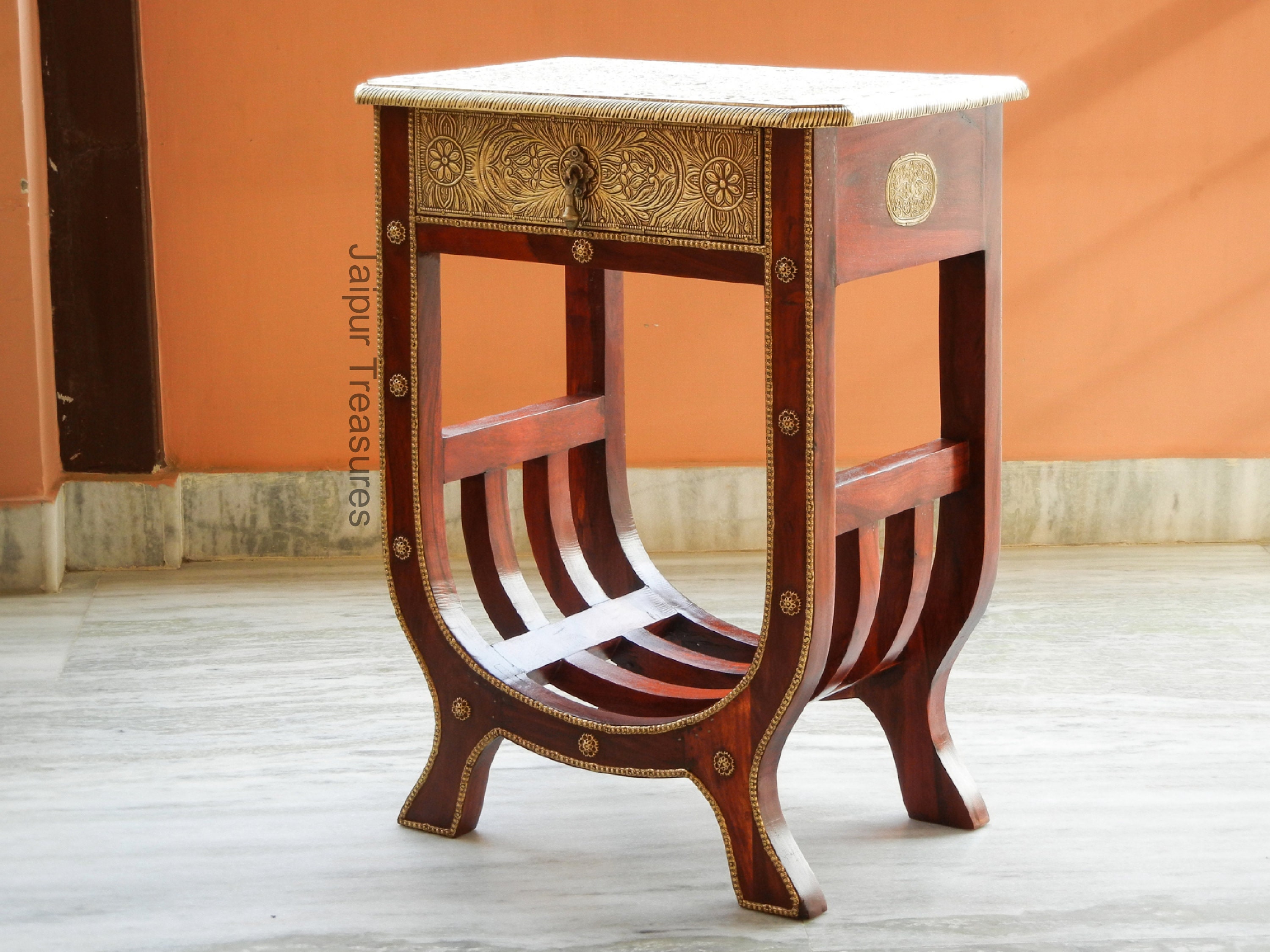 Mesita de madera y latón cofre de cajón muebles pequeños con | Etsy