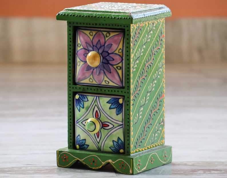 Houten & keramische 2 ladekast, bureau organisator, handgemaakte hand geschilderd, etnische, Indiase stijl, groene kleur, hoogte 9 inch afbeelding 5
