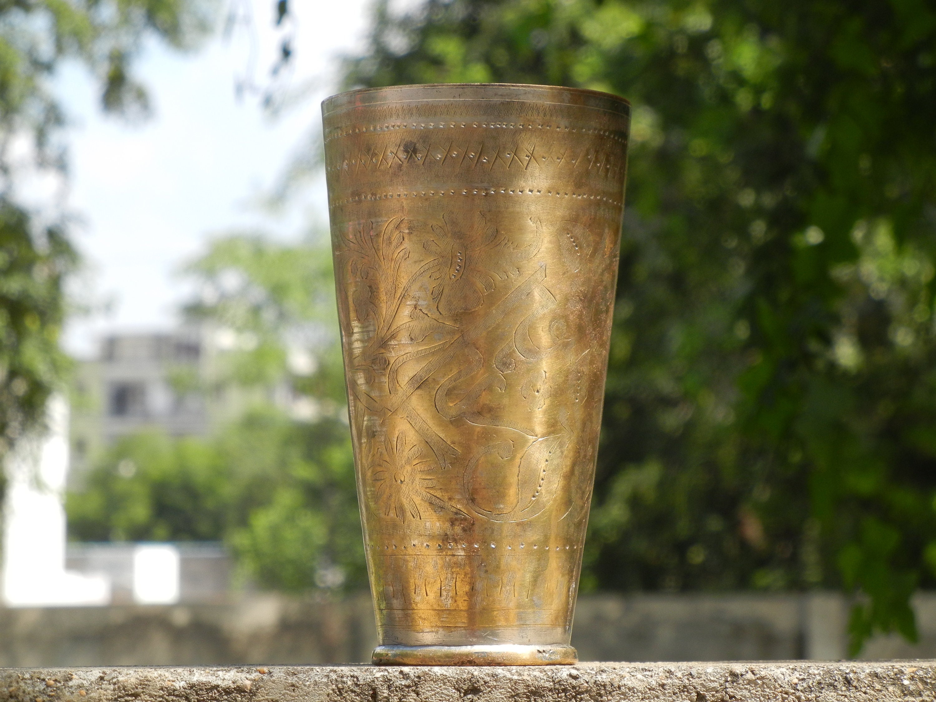 Indian Handmade Brass Decorative Tumbler Kitchen Multi Utility Drinking  Glass Vintage Traditional Collectible Brass Tumbler G66-897 