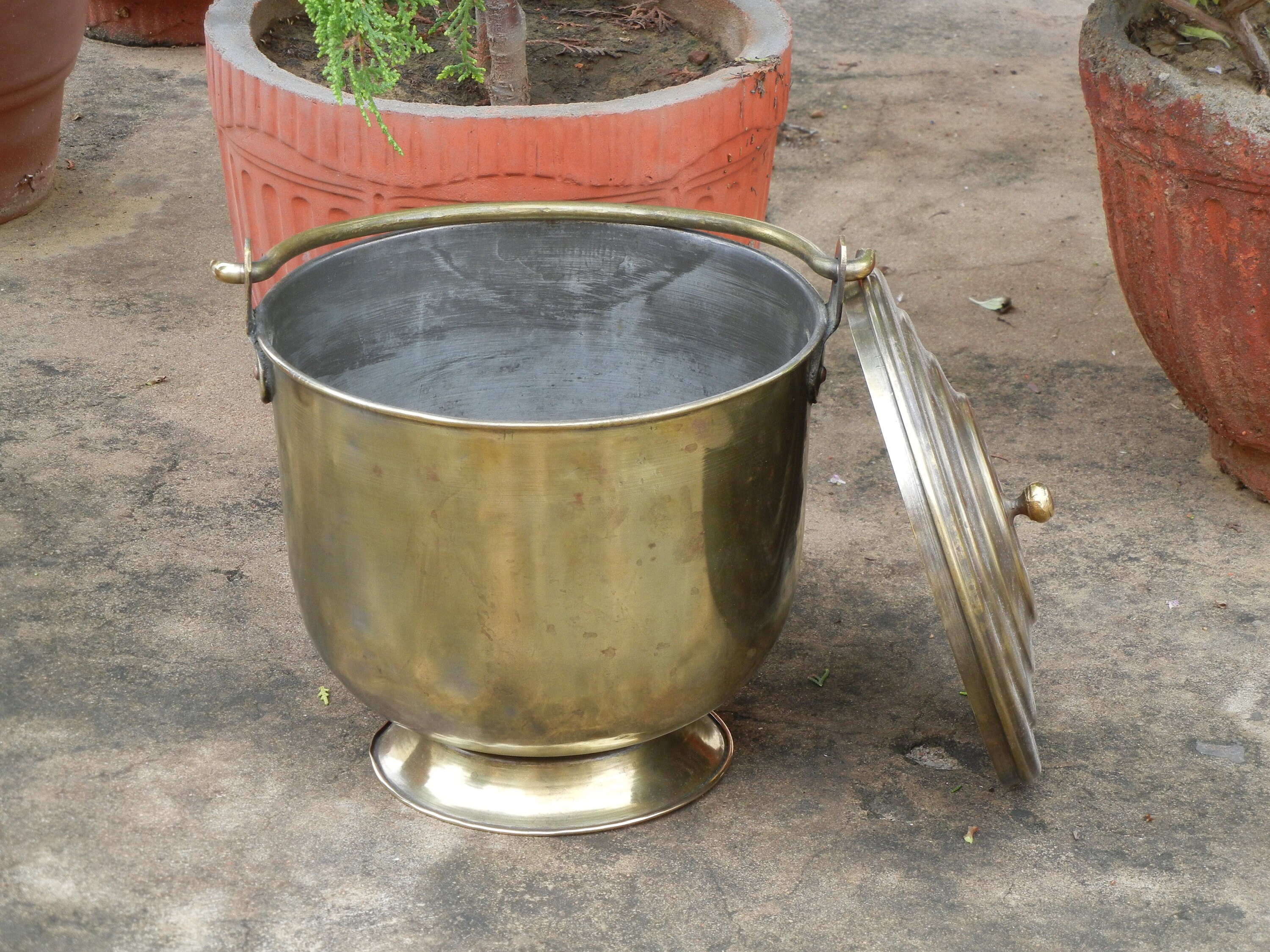 Old Vintage Brass Ice Bucket With Handle Barware Home Decor Etsy
