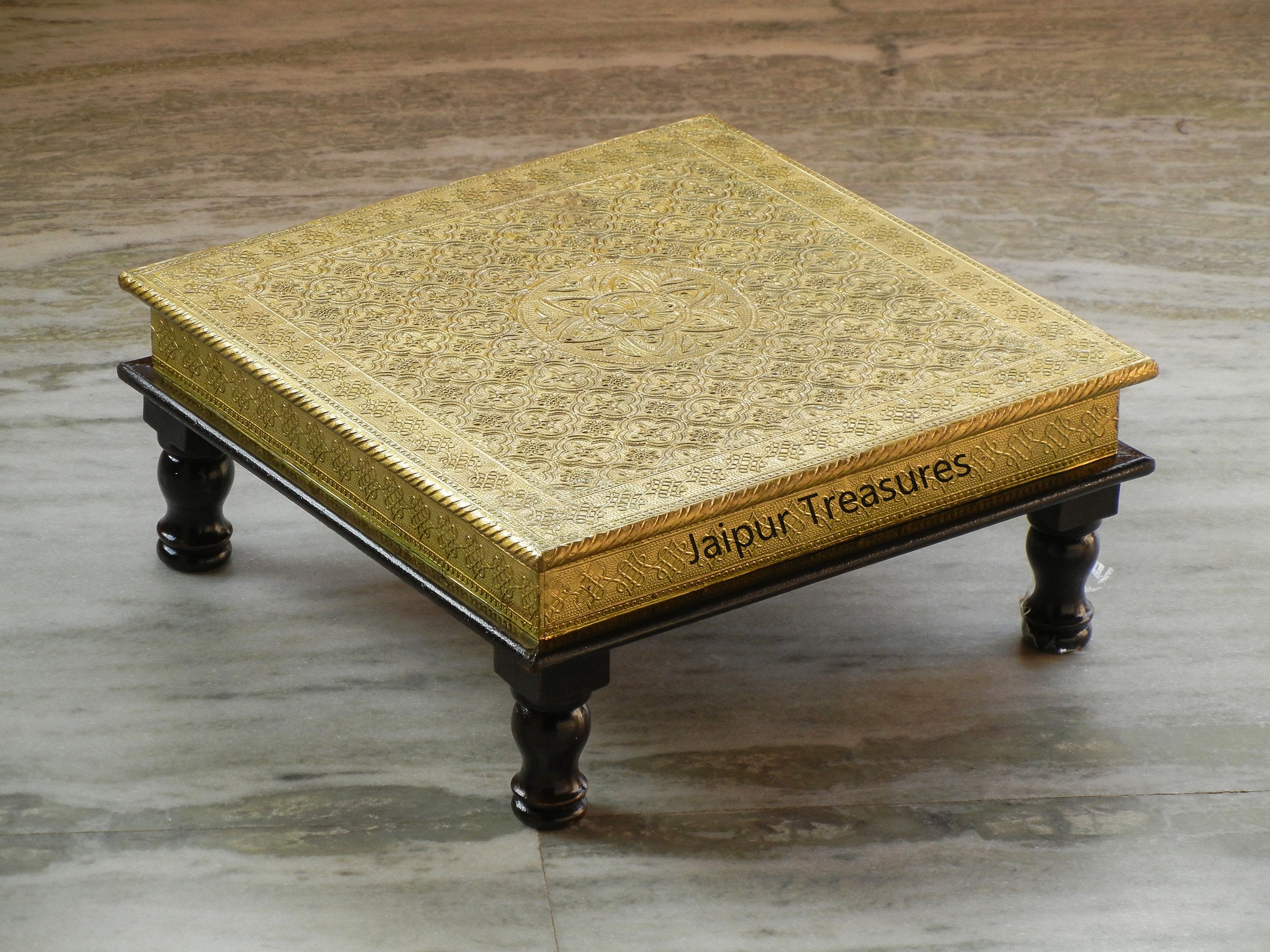 Chowki table deals