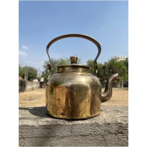 Solid Brass Vintage Teapot, Kettle, Brass Decor, Kitchen Decor, Housewarming Gift