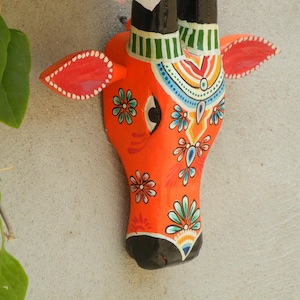 Hand-Painted Wooden Cow Head Wall Hanging – Indian Folk Art – Handmade Home Decor – Ethnic Wall Accent – Sacred Cow Wall Sculpture