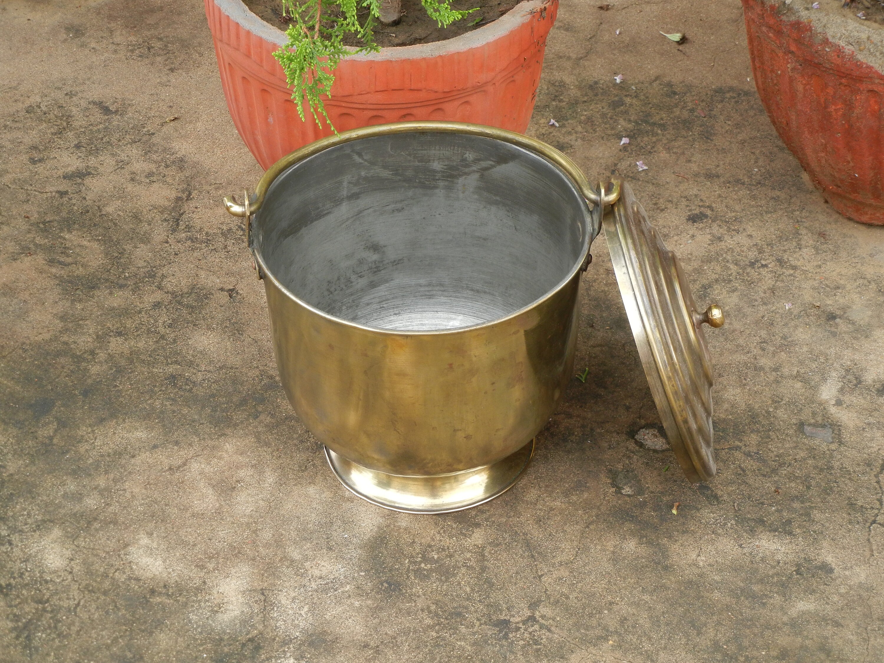 Old Vintage Brass Ice Bucket With Handle Barware Home Decor Etsy