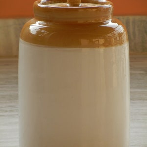 Ceramic Handmade Indian Pickle Jar, Achaar Barni, Container, Canister, Height : 11 Inches image 2