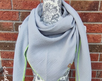 XXL muslin scarf for women in light gray with neon yellow triangular