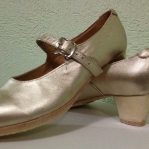 Ballet Folklorico Dancing Shoes Dust Gold