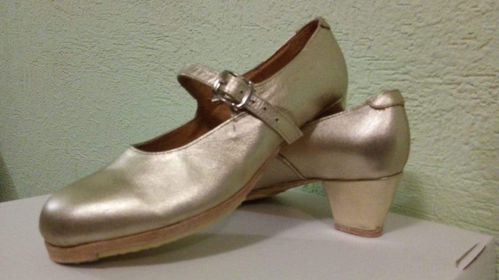 325 - Zapatos de baile folklorico flamenco para mujer, con uñas, cuero,  tacón de 1.5 pulgadas