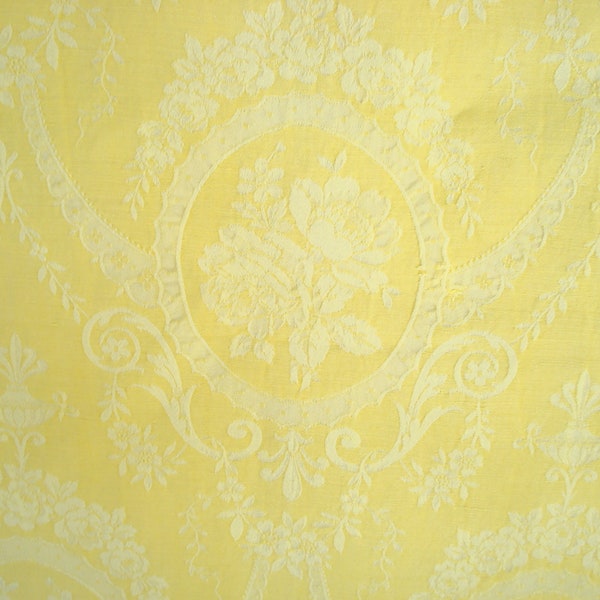 ancienne Toile matelas jaune citron décor médaillons