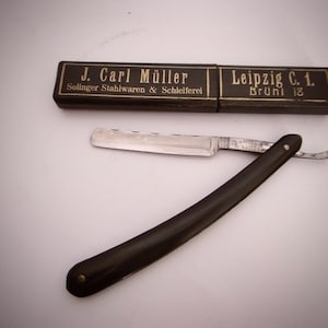 Altes Rasiermesser in original Schachtel "Carl Müller", Leipzig