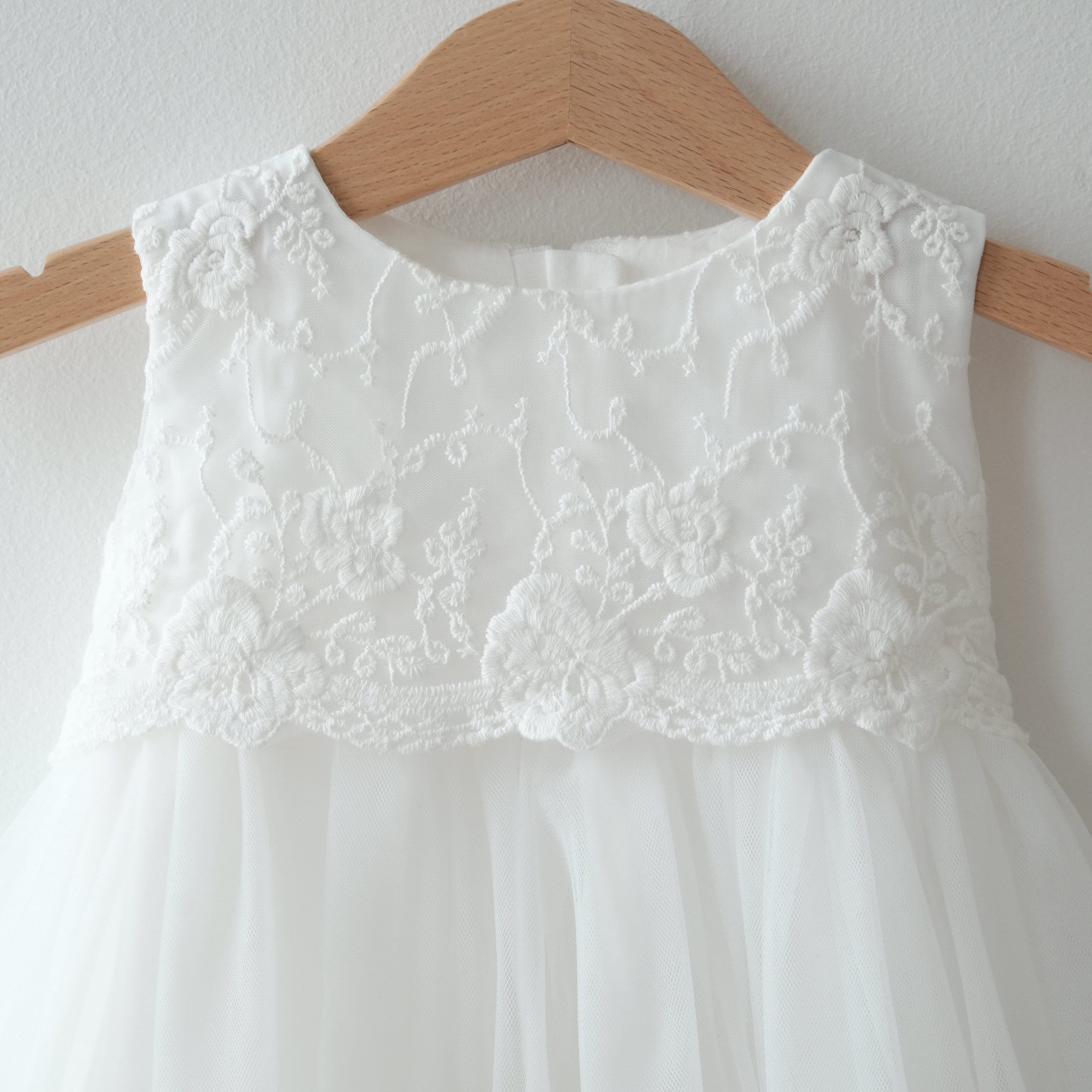 STELLA I Taufkleid Für Mädchen - Festliches Kleid In Pastellrosa Mit Tüll