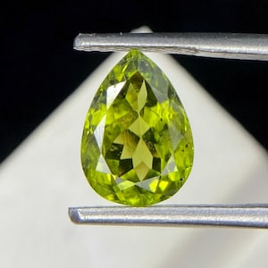 Natural Peridot Gemstone Sparkling Pear Peridot Gem Olive Green Radiance,, 9x7x4mm, 2.20ct, Loose Gemstone, Peridot For Collectors/Jewelers.