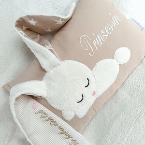 Namenskissen beige mit Hase/ besticktes Kissen als Geschenk zur Geburt/Taufgeschenk/Taufkissen Geburtskissen mit Datum Größe und Gewicht Bild 1