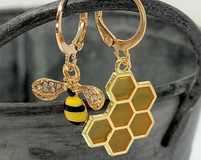 Bee Earrings, Honeybee Earrings, Mix match Earrings, Beehive Earrings, Honeycomb Earrings, Huggie Hoop Earrings, Gift for Her, Gift