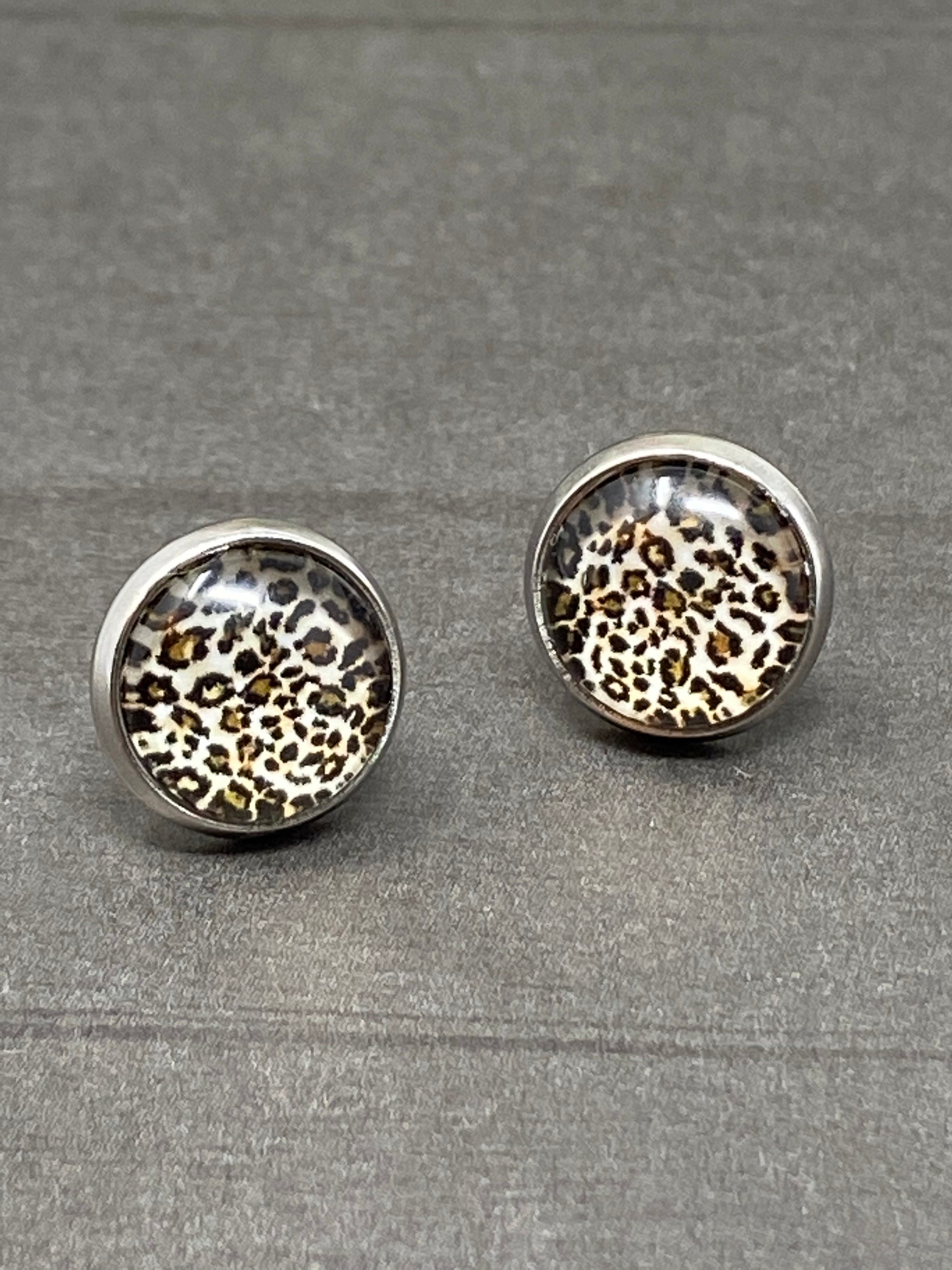 cheetah-glass-studs-cheetah-cabochons-animal-print-earrings-glass