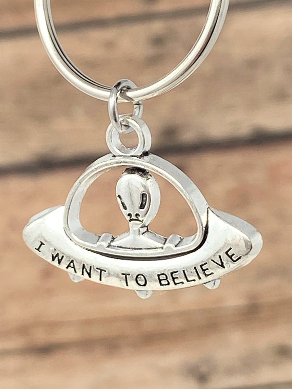 UFO Keychain, I Want To Believe, UFO Keyring or Zipper Pull, Add Initials, Personalized Gift, Alien Keychain, Area 51, UFO Lovers, Gift