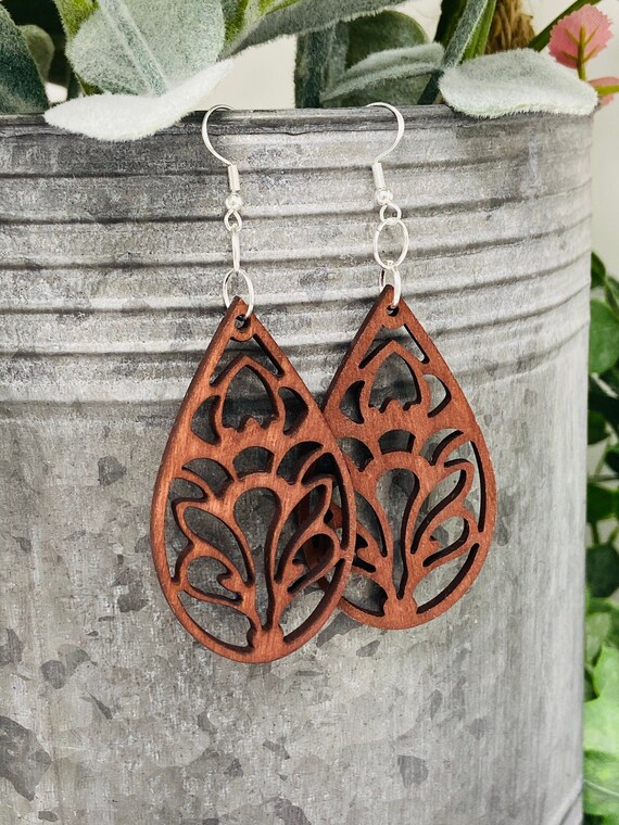 Floral Earrings, Wood Earrings, Wood Floral Design Earrings, Leaf Earrings, Lightweight, Earthy Earrings, Christmas Gift, Gift for Her