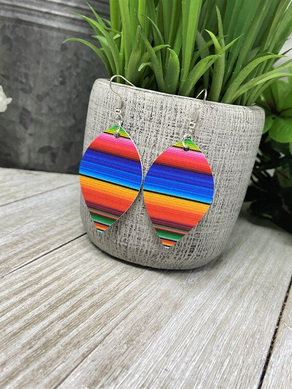 Serape Print Themed Leaf Shaped Dangle Earrings