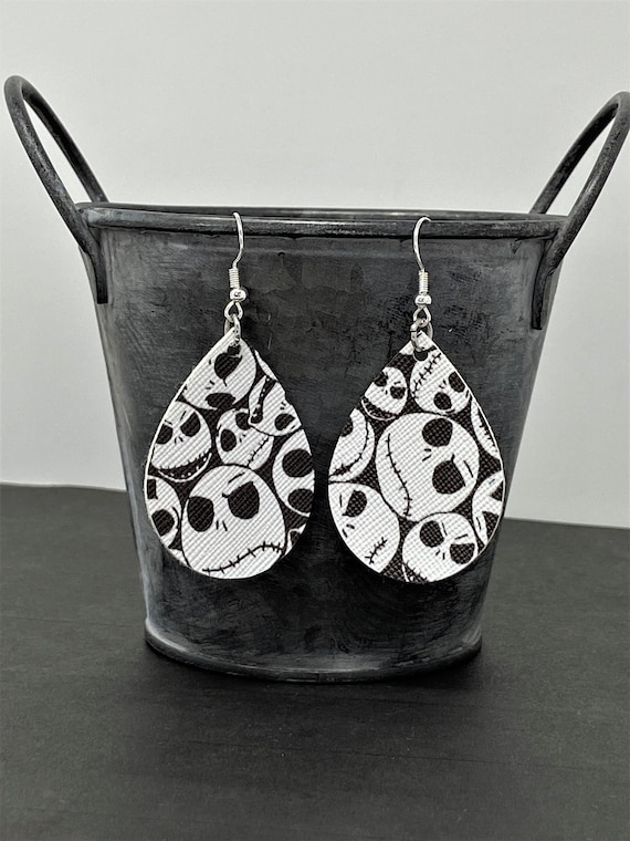 Halloween Themed Teardrop Shaped Dangle Earrings