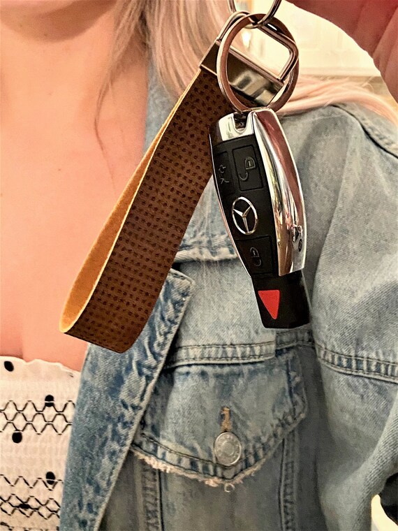 Key Chain, Fall Colors, Key Fob, Wristlet, Fall Themed Wristlets, Key Chain Wristlet, Wristlet Strap for Keys, Faux Leather Key Chain, Gift