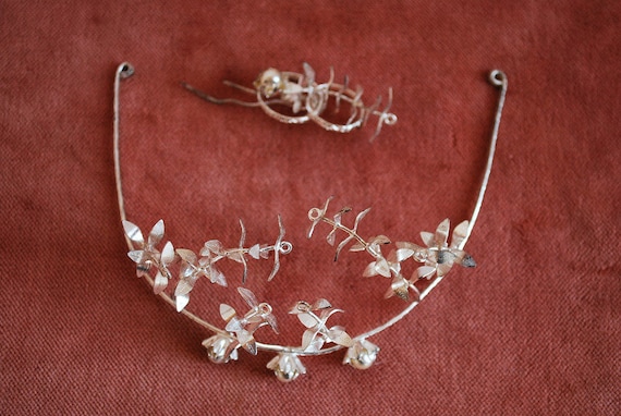 Ancient Bridal jewellery, Diadem