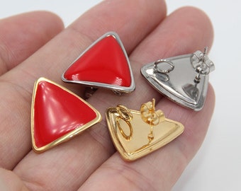 Postes de oreja de oro de acero inoxidable de 18 mm con bucles Esmalte Negro Rojo Triángulo curvo Geométrico Pendientes de botón Componentes con corteza abierta