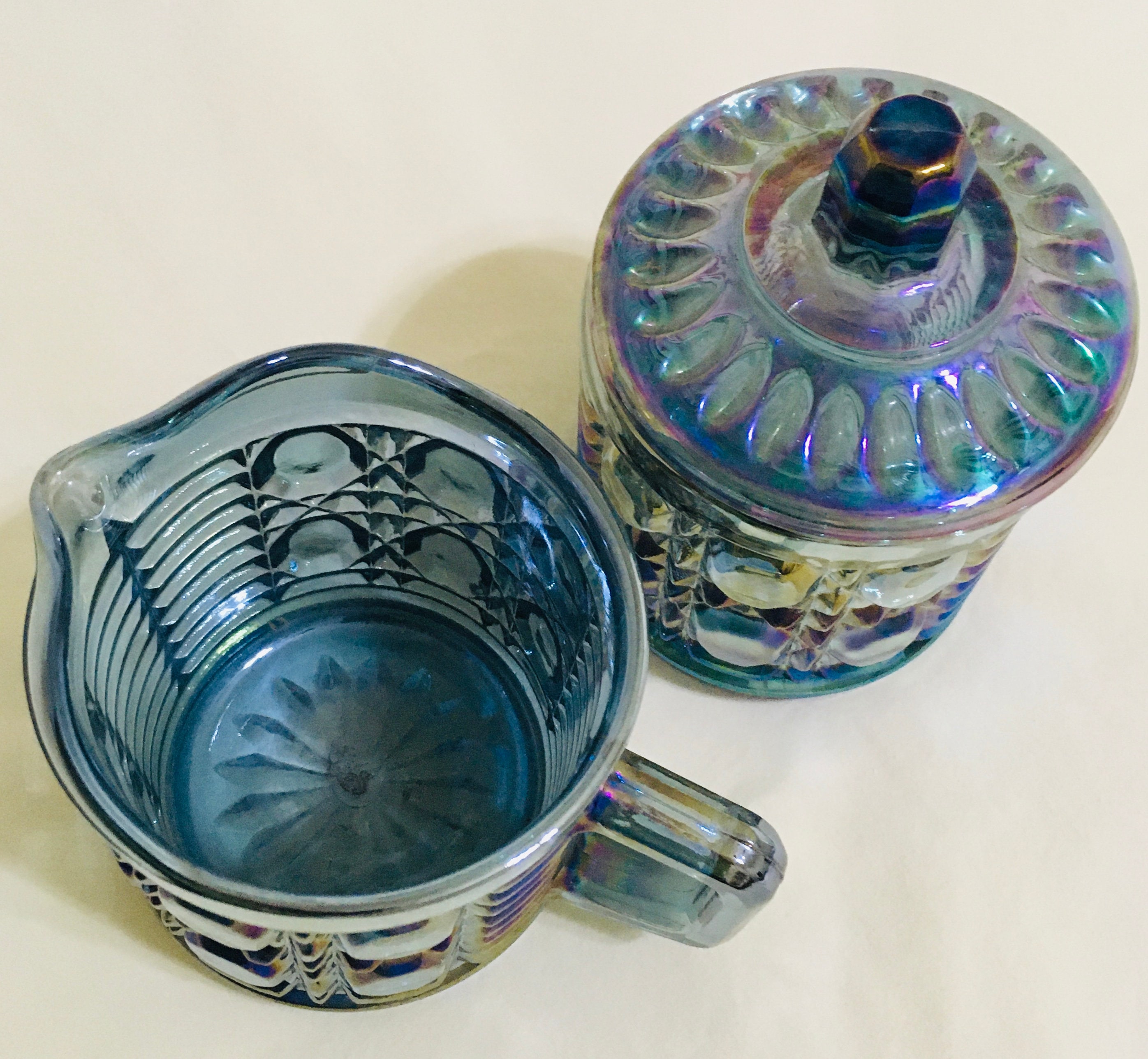 Indiana Glass Carnival Glass Windsor Pattern Lidded Sugar Bowl and Creamer