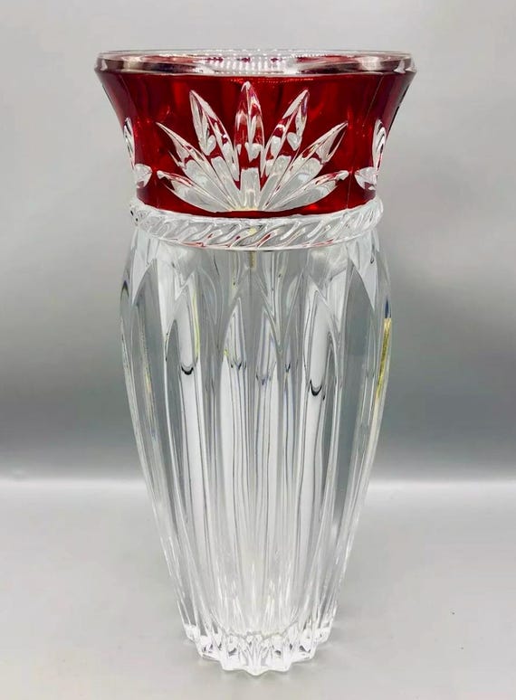 Mikasa Corinth Celebrations Ruby to Clear 11.75" Vase