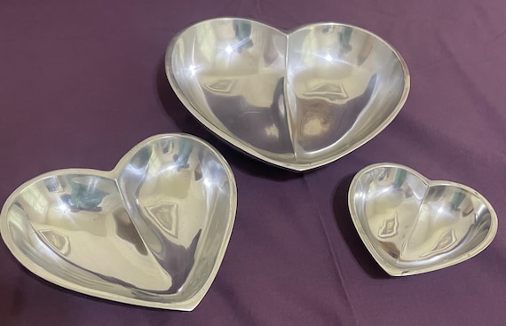 3 Piece Heart Shaped Metal Alloy Bowls