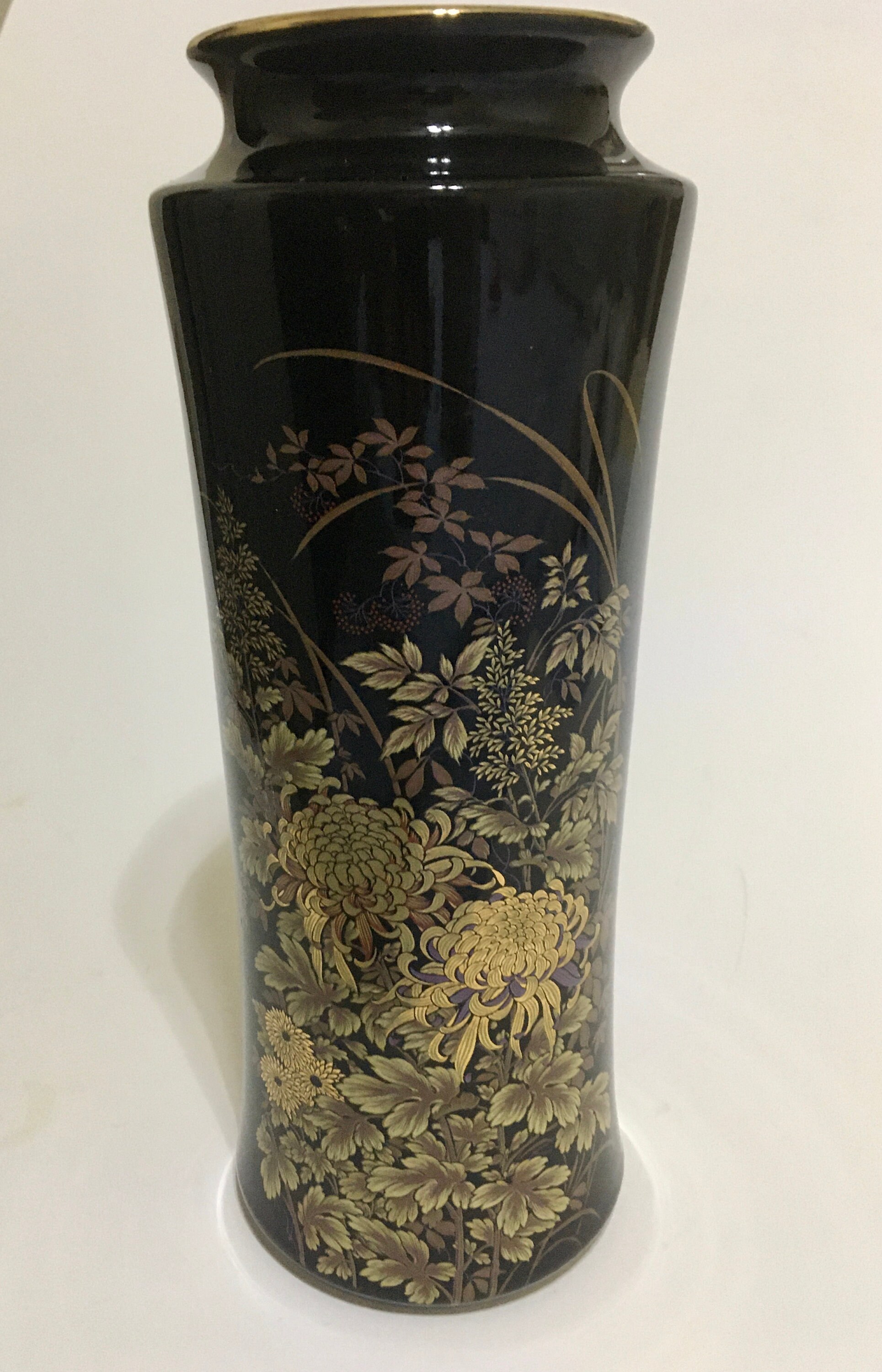 Vintage Toyo Shabata Golden Kiku 12.25 Black Ceramic Vase Golden Trim