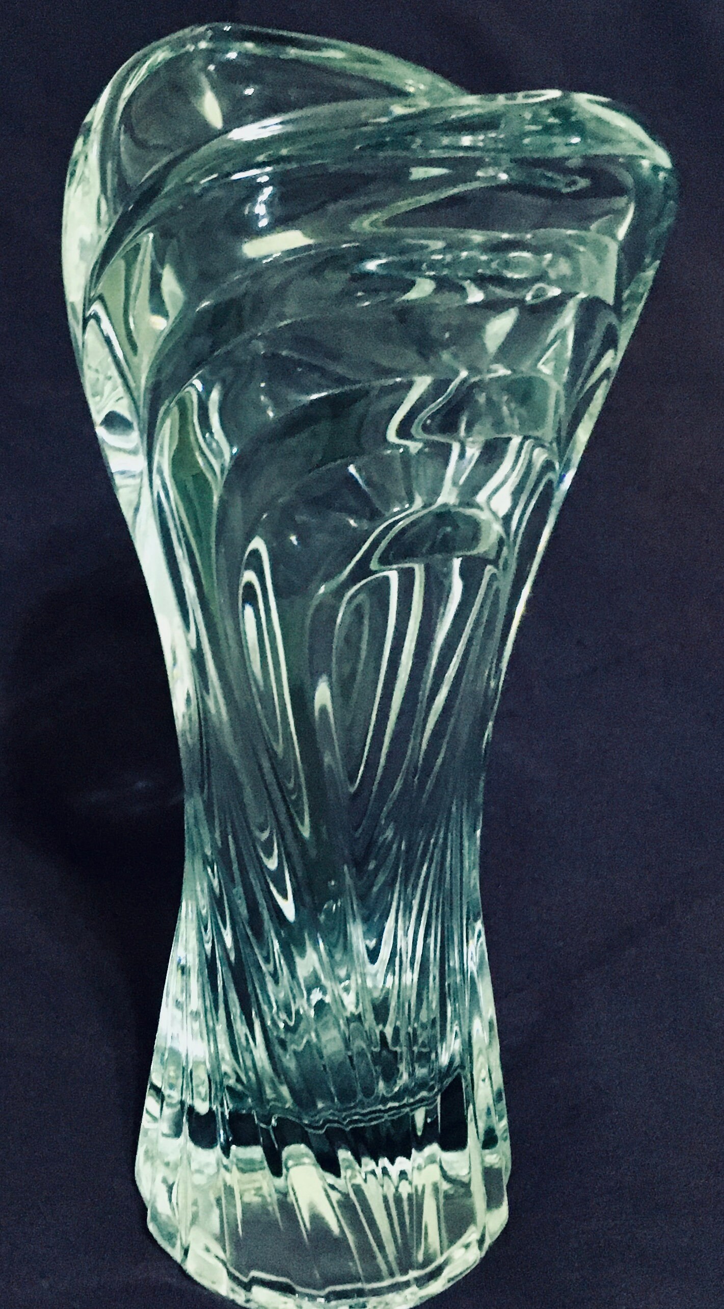 Mikasa Crystal Mystic Suite Flower Vase 8