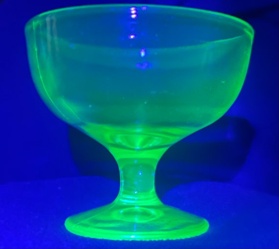 Depression Glass Green Sherbets  Ice Cream Bowls  Soda Fountain Dishes Vaseline Glass