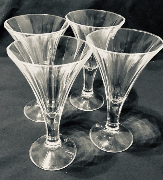Cristal D'Arques-Durand  Monceaux Multi-Sided Crystal Clear Glass Wine/Champagne/Sherry Stemware Set of 4
