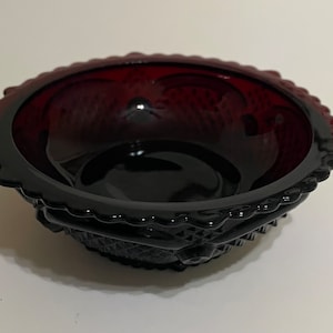 Avon Ruby Red Cape Cod Collection 5 1/8" Fruit Dessert Bowl