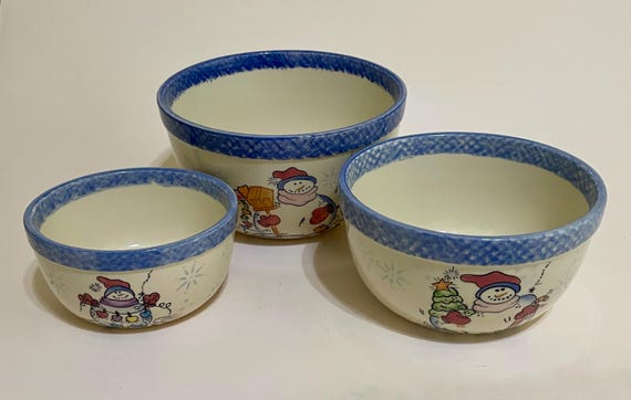 Set of 3 Nesting Ceramic Bowls by Vital Unit Snowman Theme