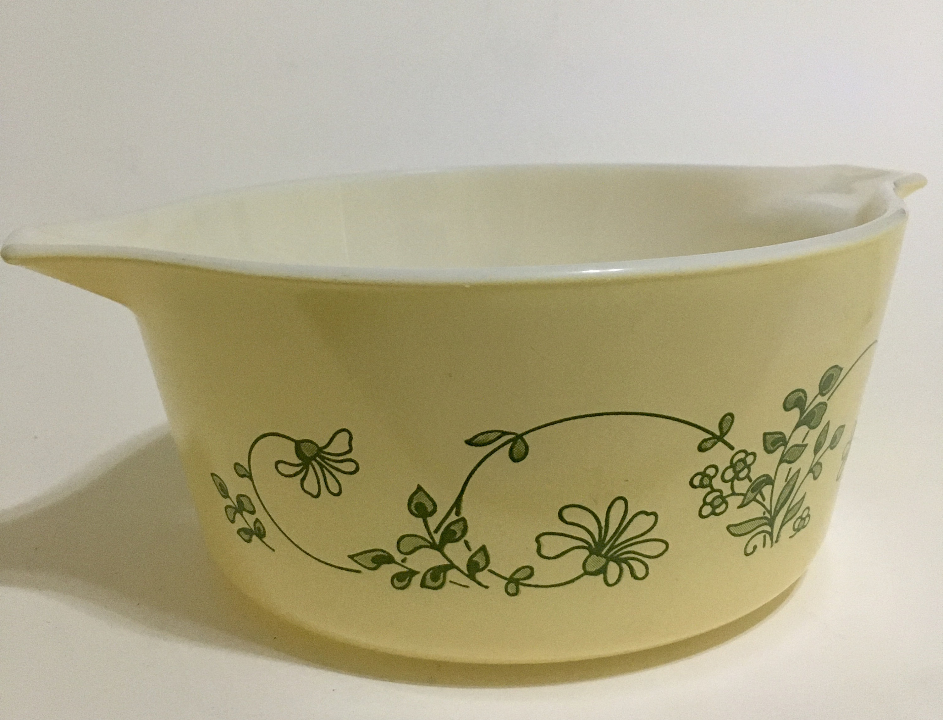 Pyrex Shenandoah 474 1.5L Bake Serve Bowl